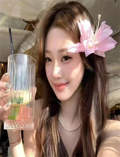 免费观看：年腾讯视频代言人的艺术开创性的：美学价值与创作技巧探讨